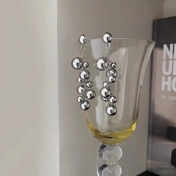 Zara Silver Ball Mercury Grapes Earrings How Edge NYC feels celebrating NY - Picture 7 of 15